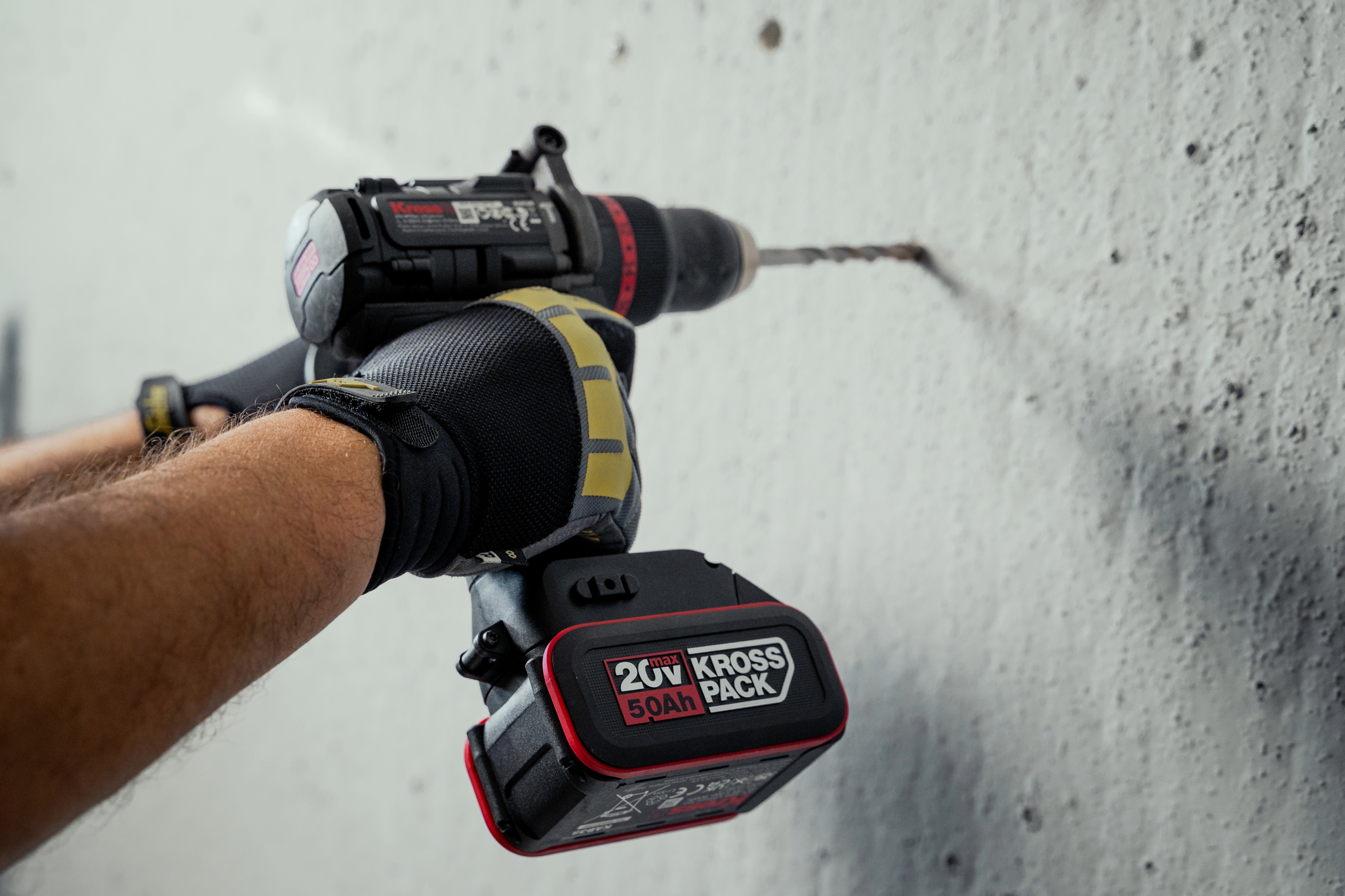 Taladro Percutor Brushless 20V 2bat 5Ah 150Nm